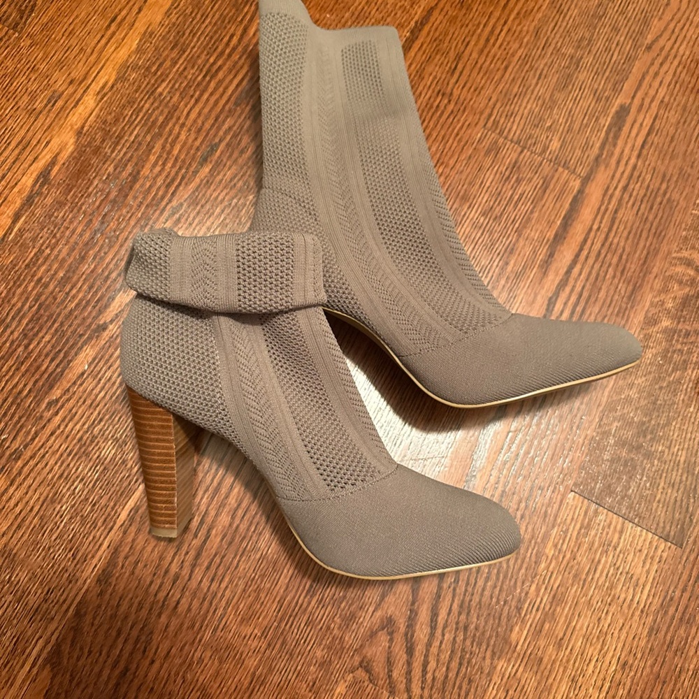 Charles knit boots